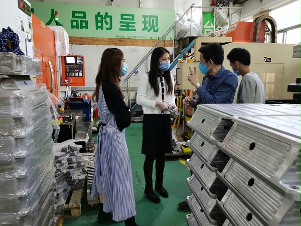 翁股长一行考察灵科超声波 翁股长一行考察灵科超声波