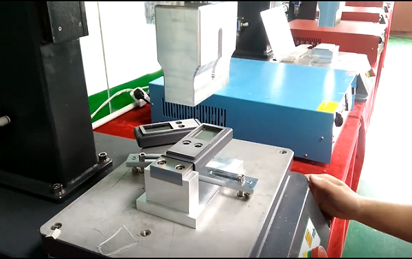 1615253304(1) 1615253304(1)