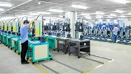 灵科塑料激光焊接机：从汽车精密件到医疗耗材，这些领域都在用