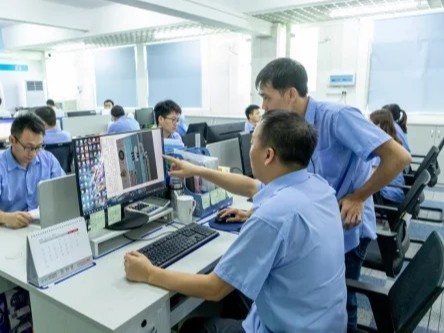 灵科超声波行业第一家打造领尖技术，精密稳定超声波焊接机厂家
