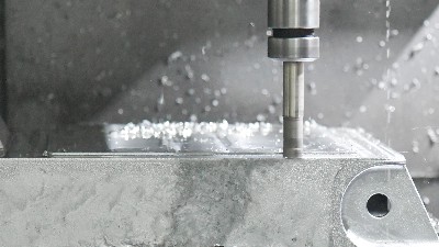 灵科超声波：解锁充电插头高效焊接的秘密武器