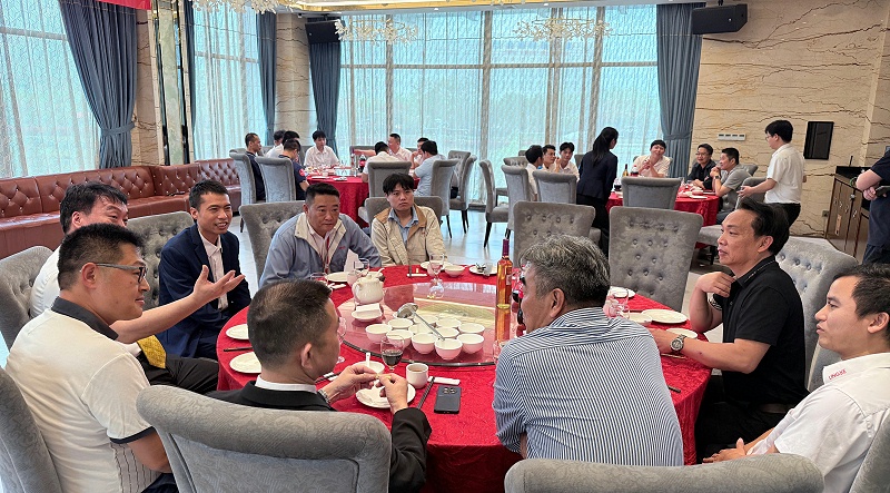 聚会 聚会