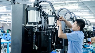 技术深耕，本地服务：鹤山超声波如何助力鹤山企业智造升级