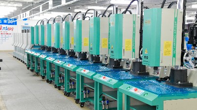 灵科超声波焊接防护罩：为何成为行业防护新标杆？