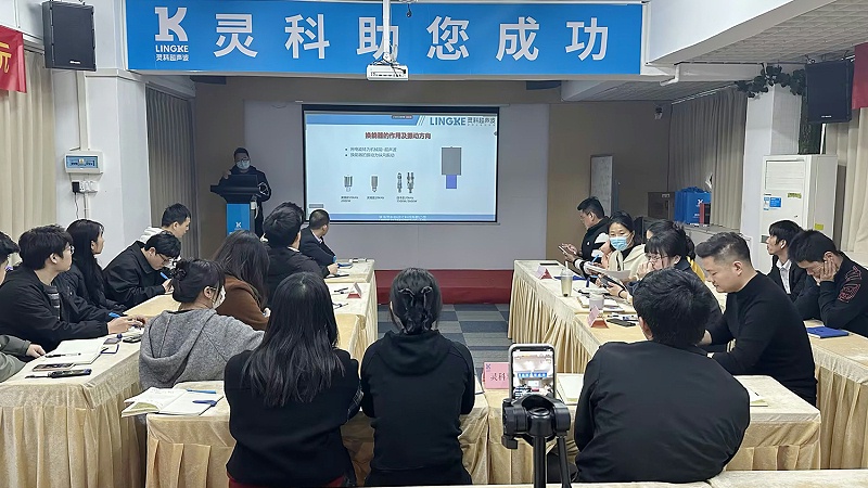 陈 陈